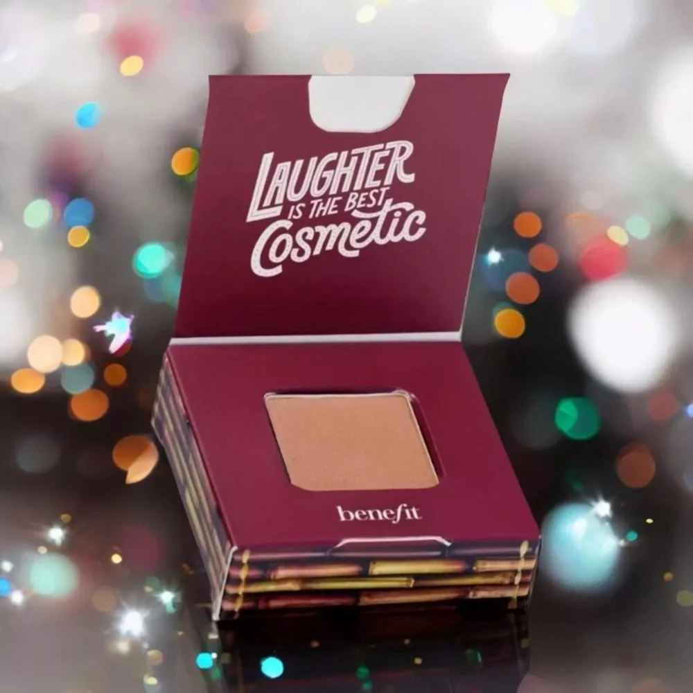 Hoola Benefit matte Bronzer new in box